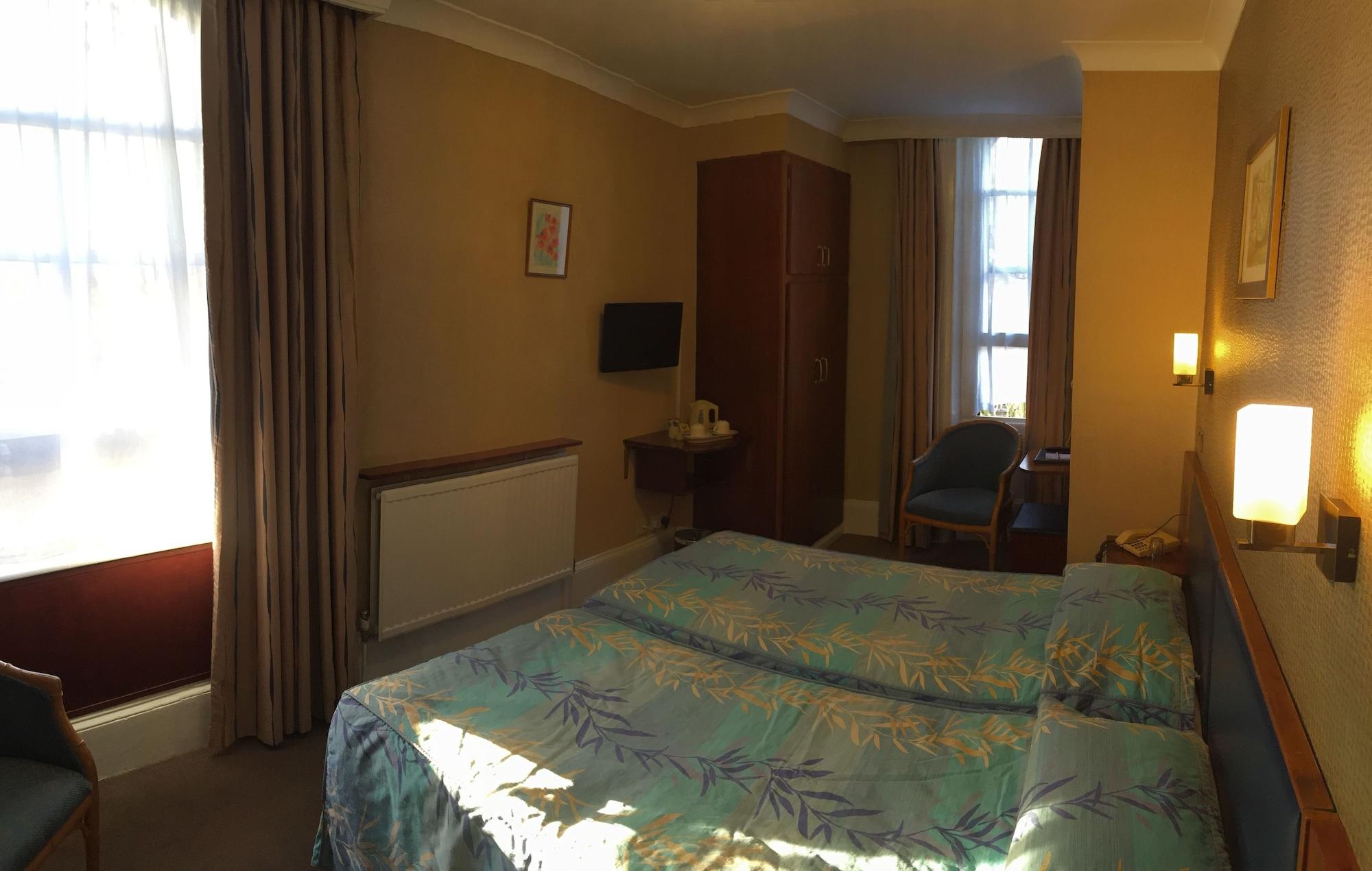 Mitre House Hotel Лондон Екстериор снимка
