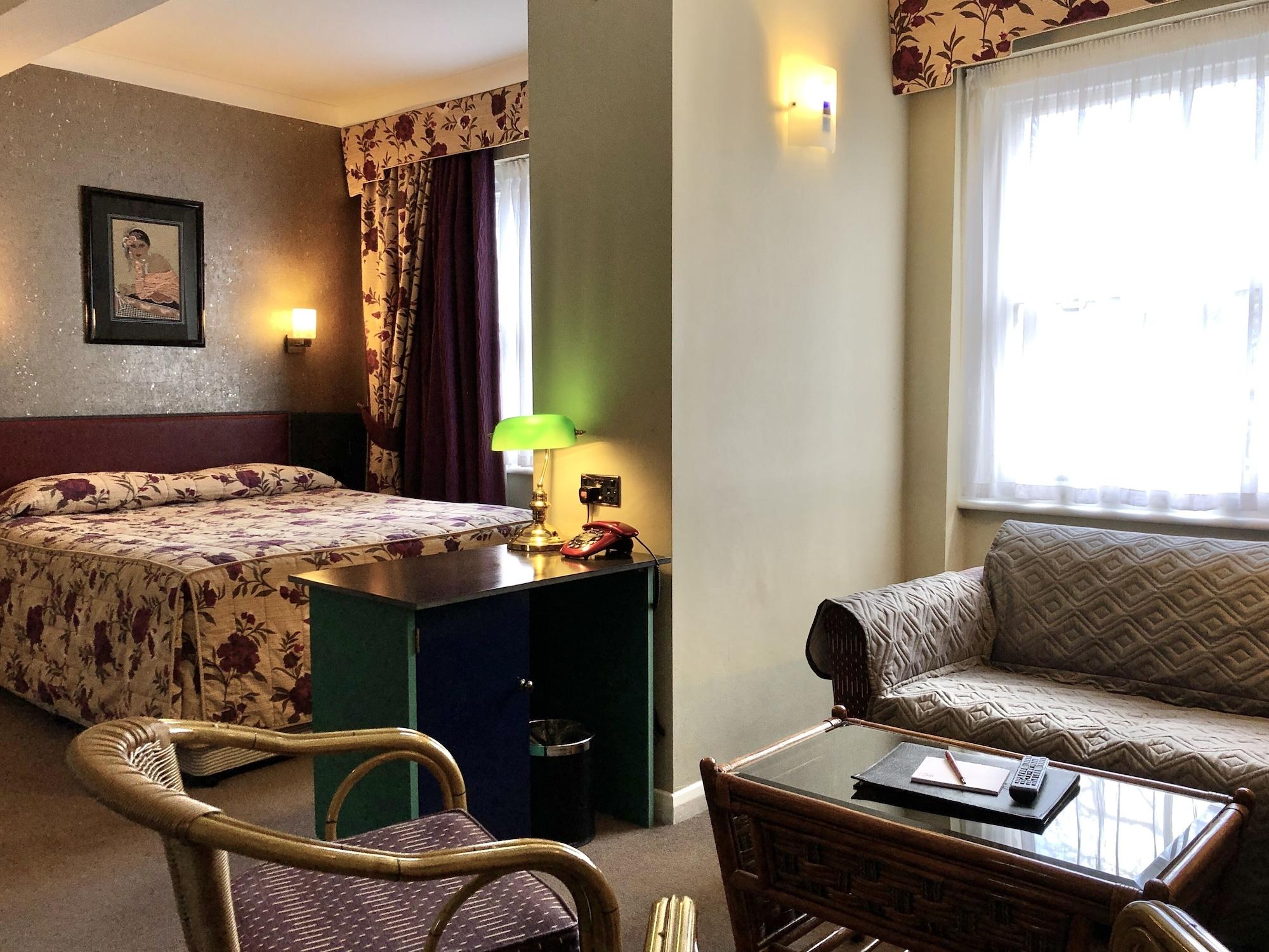 Mitre House Hotel Лондон Екстериор снимка
