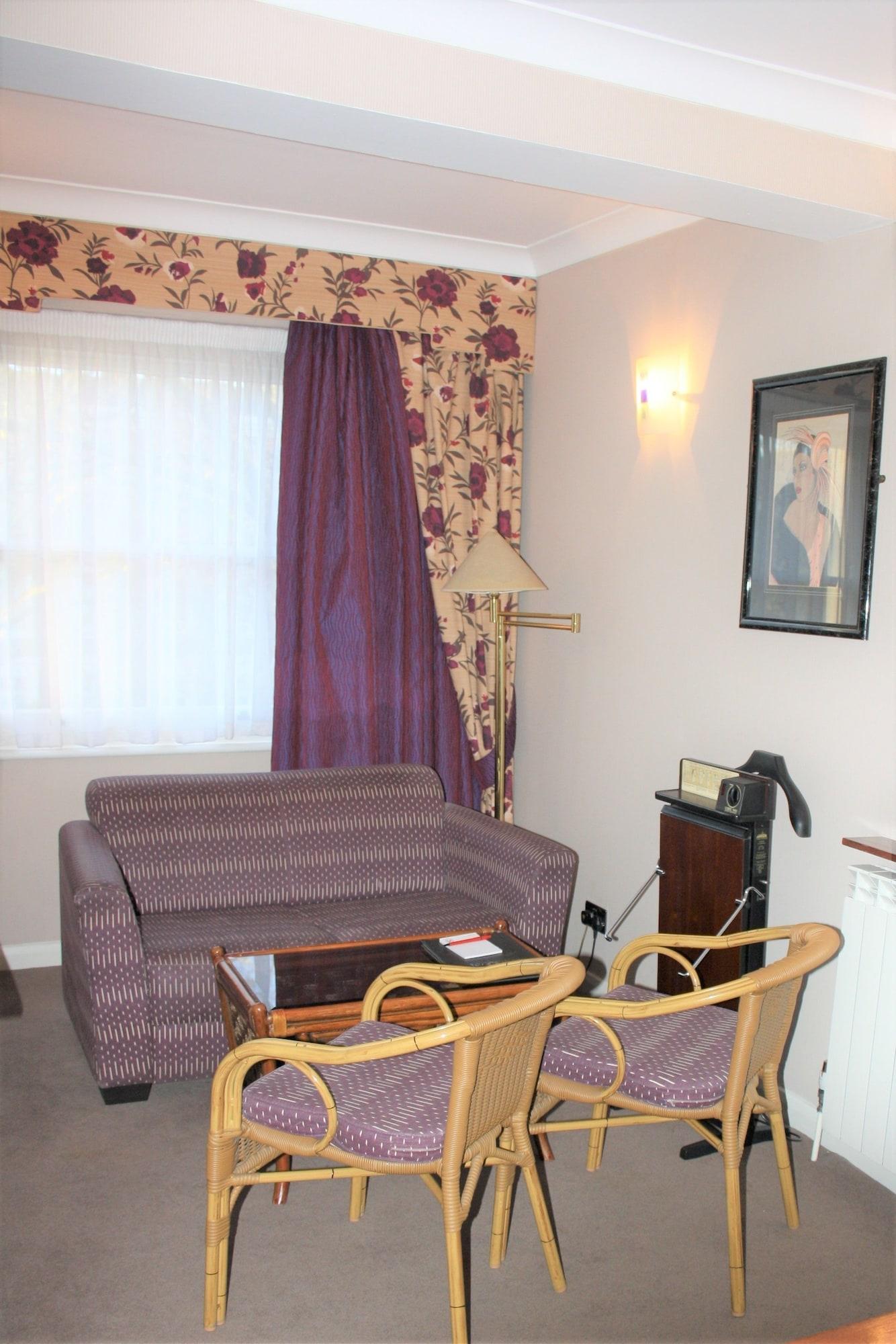 Mitre House Hotel Лондон Екстериор снимка