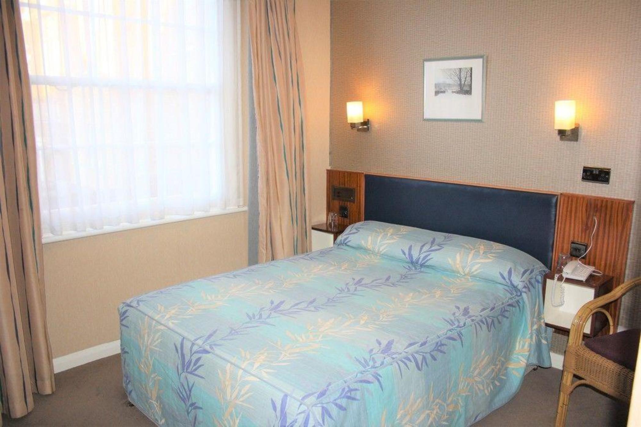 Mitre House Hotel Лондон Екстериор снимка
