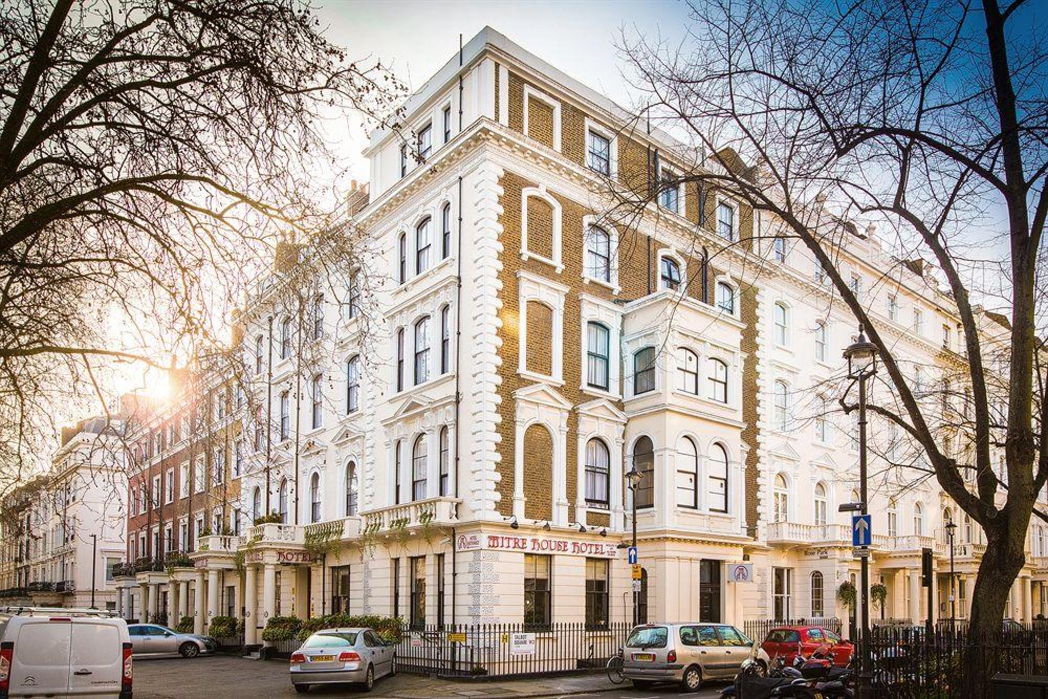 Mitre House Hotel Лондон Екстериор снимка