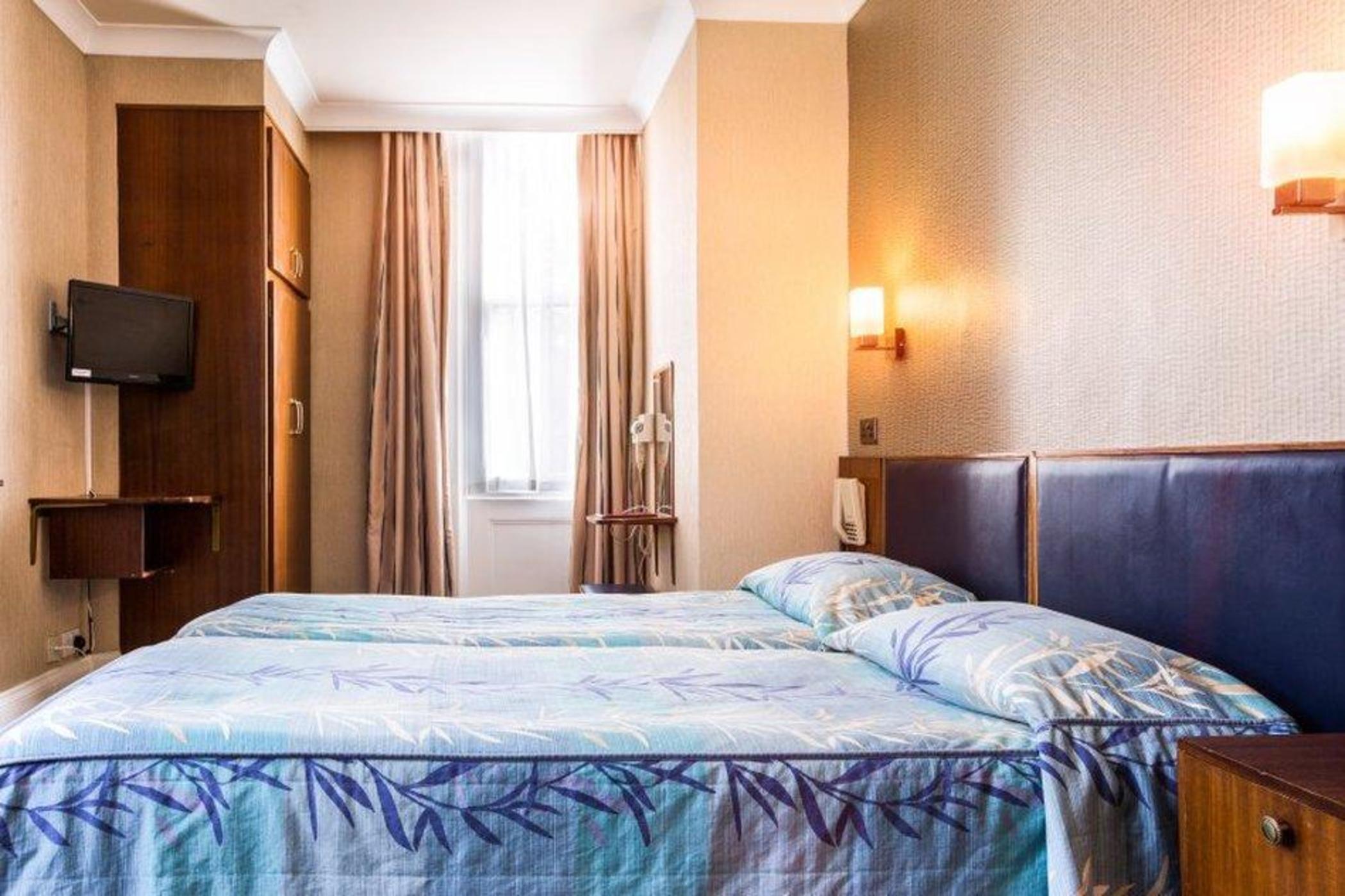 Mitre House Hotel Лондон Екстериор снимка