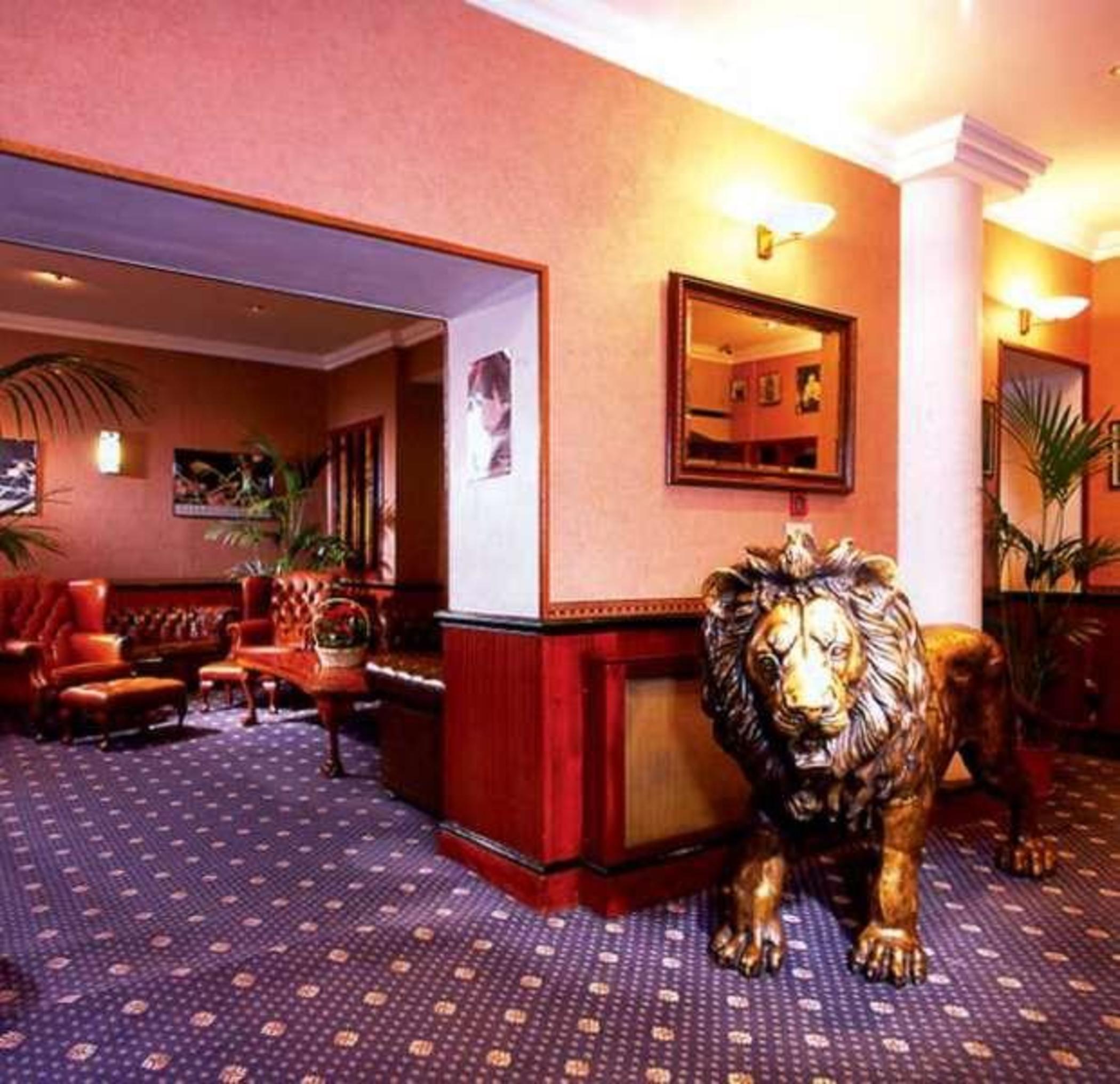 Mitre House Hotel Лондон Екстериор снимка