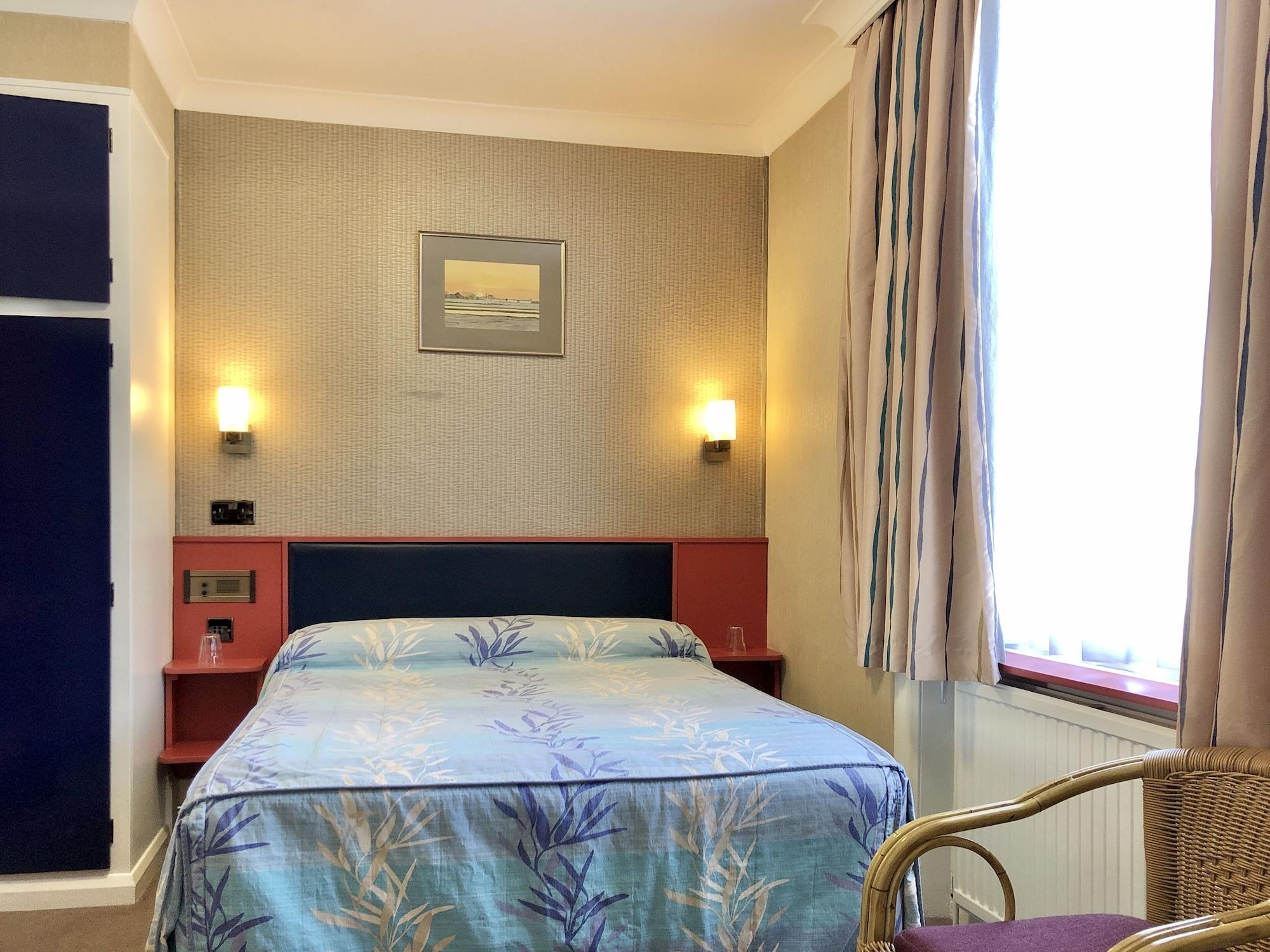 Mitre House Hotel Лондон Екстериор снимка