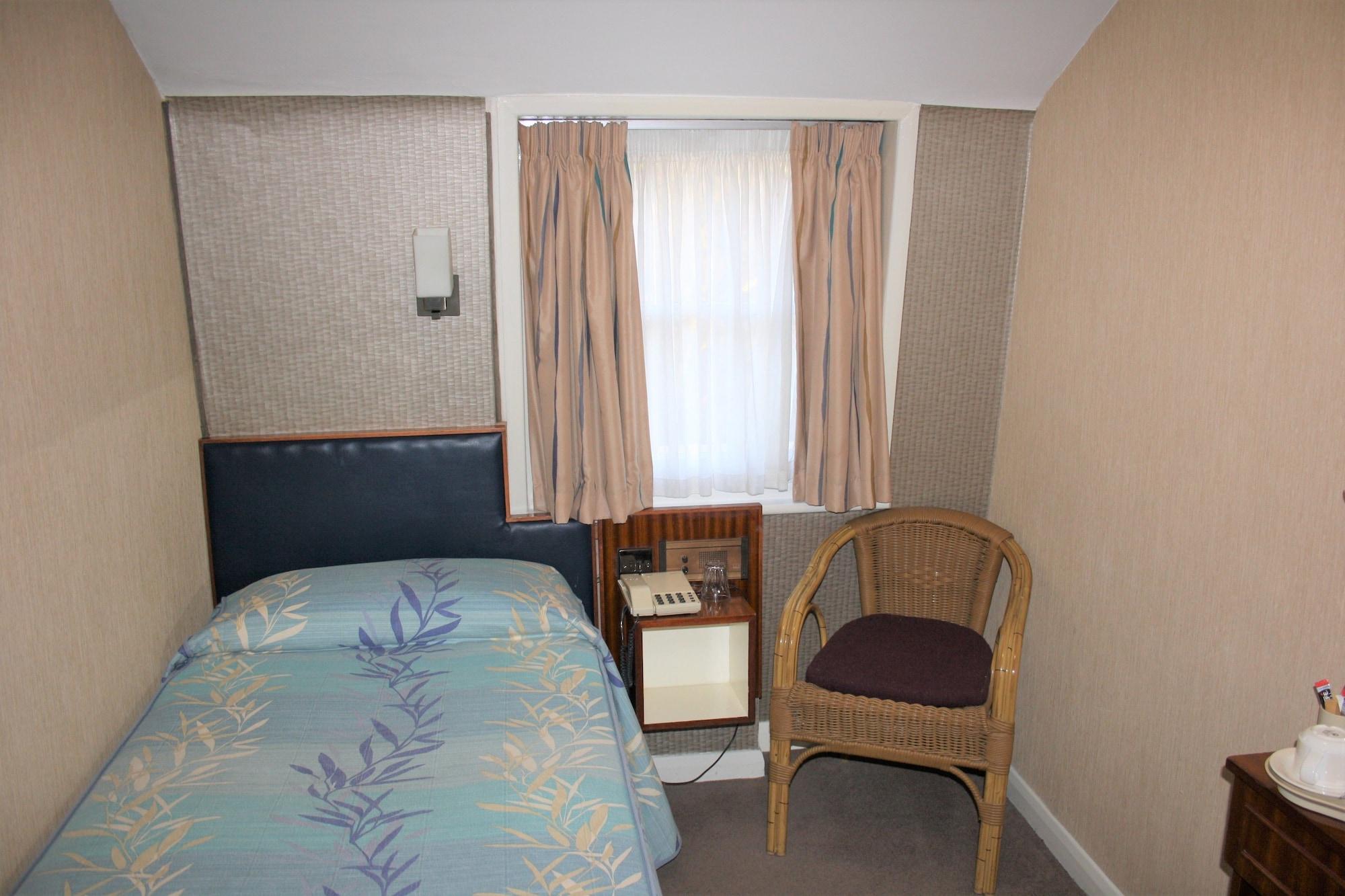 Mitre House Hotel Лондон Екстериор снимка