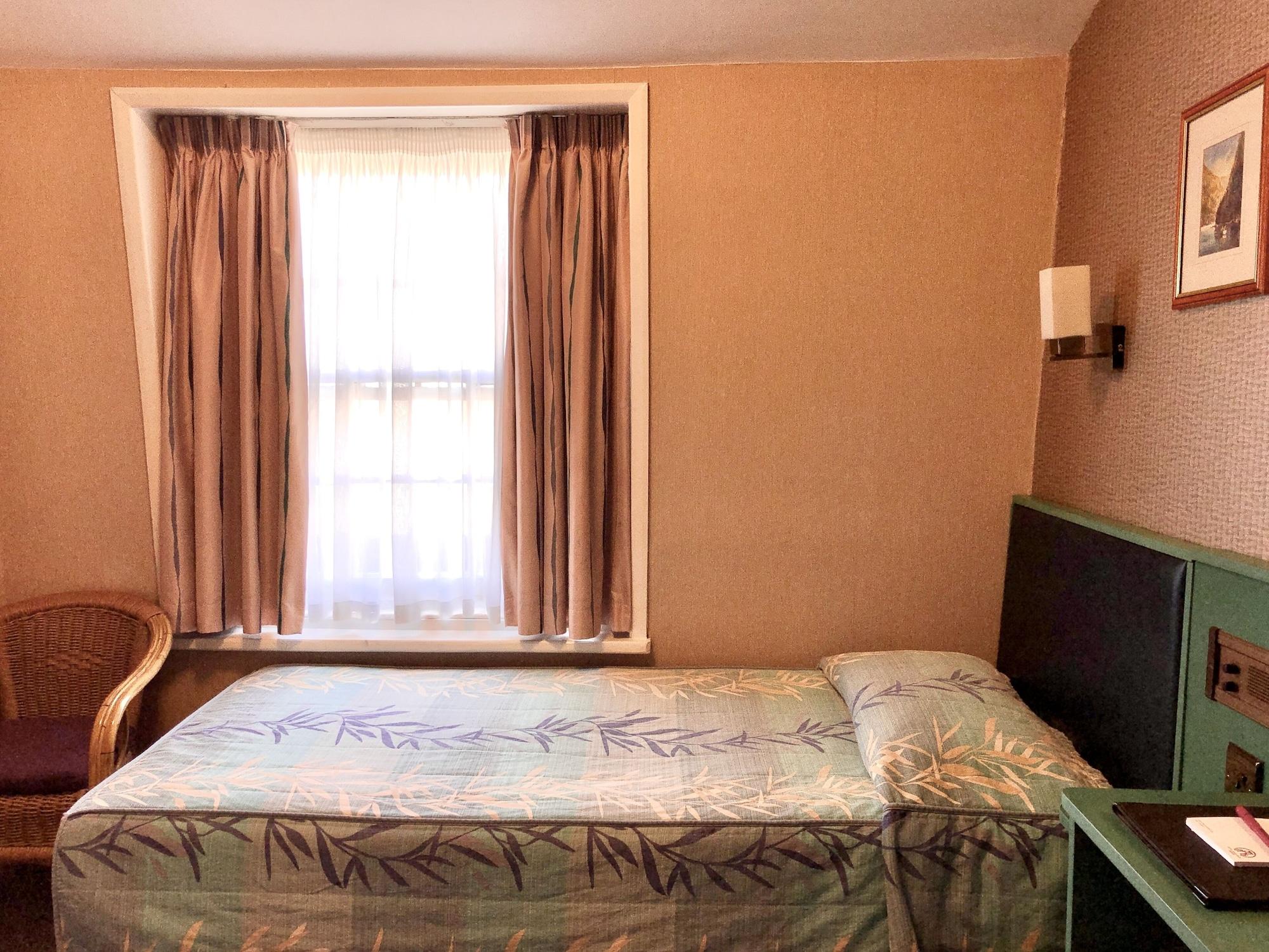 Mitre House Hotel Лондон Екстериор снимка